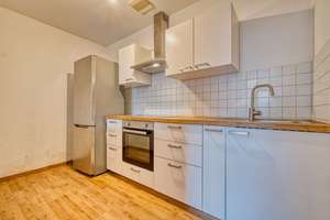 Helle 2-Zimmer-Wohnung in Bremerhaven-Geestemünde mit EBK, Badfenster & separatem WC – Schillerstraße 48, 27570 Geestemünde, Bremerhaven – Vorschaubild 5