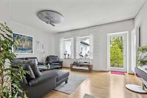 Modernes Einfamilienhaus in zentraler, ruhiger Lage – Lippe (Kreis) – Vorschaubild 8