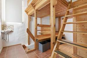 Haus im Haus: einzigartige Maisonettewohnung mit Balkon und Hofterrasse - anschauen lohnt sich! – Die vollständige Adresse der Immobilie erhältst du vom Anbieter., 75173 Südweststadt, Pforzheim – Vorschaubild 3