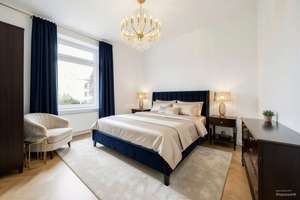 BOULEVARD-FLAIR & ALTBAU-CHARME - 2 Zimmer, die Adolfsallee vor der Tür | Wiesbaden – Die vollständige Adresse der Immobilie erhältst du vom Anbieter., 65185 Mitte, Wiesbaden – Vorschaubild 2