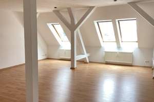 +++ WG-geeignete exklusive Dachgeschoss-Wohnung in Top-Innenstadtlage +++ – Theaterstraße 56, 9111 Zentrum, Chemnitz – Vorschaubild 1