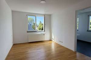 Helle Dachgeschosswohnung mit weitläufigem Grünblick in Köln-Marienburg – 50968 Marienburg, Köln – Vorschaubild 5