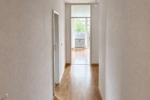 Naturnahe 3-Zimmer-Wohnung mit großem Balkon in Kronberg – Auf der Heide 6, 61476 Kronberg im Taunus – Vorschaubild 11