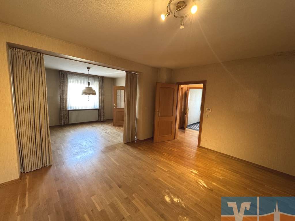 Immobilie in Menden - Menden-Mitte: Altbau-Stadtvilla mit großem Potenzial in gefragter Lage! - Bild 1