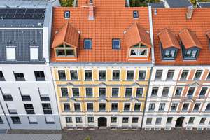 DENKMAL-ALTBAU IN LEUTZSCH | Vermietete 2-Raum-Wohnung mit hofseitigem Balkon