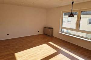 ruhige 3-Zimmer-Wohnung im zweiten Obergeschoss in Wuppertal – Die vollständige Adresse der Immobilie erhältst du vom Anbieter., 42105 Elberfeld, Wuppertal – Vorschaubild 3