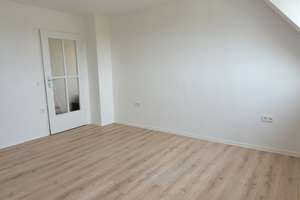 Attraktive 3,5-Zimmer-Maisonette-Wohnung in Friesenheim (Bezugsf. ab dem 01.12) – 67063 Friesenheim, Ludwigshafen am Rhein – Vorschaubild 3
