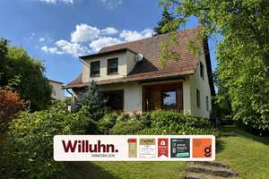 Pool | Feldrand | traumhafte Weitsicht | Gartenidylle pur | Garage | Privatstraße