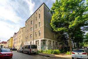 PROVISIONSFREI! Vermietete Eigentumswohnung mit 3 Zimmern im Dachgeschoss in der beliebten KTV – 18057 Kröpeliner-Tor-Vorstadt, Rostock – Vorschaubild 2