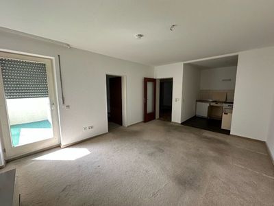 Kleine 2-Zimmer Wohnung mit Potenzial - ruhige Lage