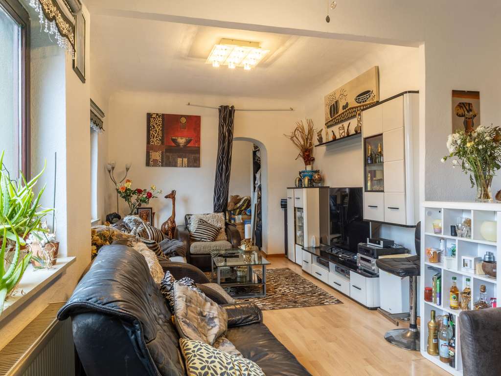 Immobilie in Norderstedt - Entwicklungsstarke Kapitalanlage – Mehrfamilienhaus mit 2 frei verfügbaren Wohnungen - Bild 1