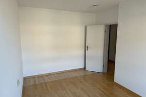 Schöne 3-Zimmer-Wohnung in Augsburg-Göggingen – Erzgebirgstraße 24, 86199 Göggingen-Nordost, Augsburg – Vorschaubild 7