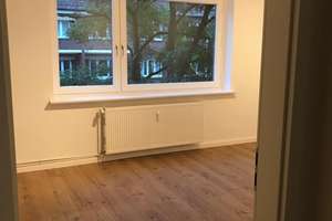 Ruhige und schöne 3-Zi-Wohnung  mit Balkon in Hamburg-Eppendorf – Die vollständige Adresse der Immobilie erhältst du vom Anbieter., 20249 Eppendorf, Hamburg – Vorschaubild 5