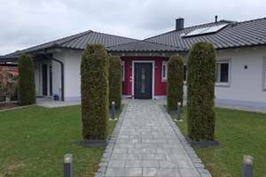 Hochwertiger, barrierefreier Bungalow mit Einliegerwohnung, zwei Garagen und Carport ab April 2027 v – Die vollständige Adresse der Immobilie erhältst du vom Anbieter., 94099 Ruhstorf an der Rott – Vorschaubild 49