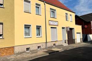 Einfamilienhaus mit viel Platz in den Nebengebäuden in Sondershausen – Rosenstr. 18, 99706 Sondershausen – Vorschaubild 1