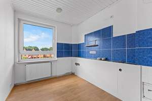 Großzügige 2,5-Zimmer-Wohnung mit Kamin, modernisiertem Bad & Potenzial – Die vollständige Adresse der Immobilie erhältst du vom Anbieter., 28237 Lindenhof, Bremen – Vorschaubild 6