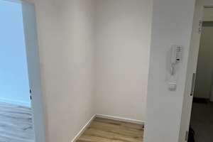 Renovierte und helle 2-Zimmer Wohnung mit Balkon – Brandtsplatz 3, 50825 Neuehrenfeld, Köln – Vorschaubild 13