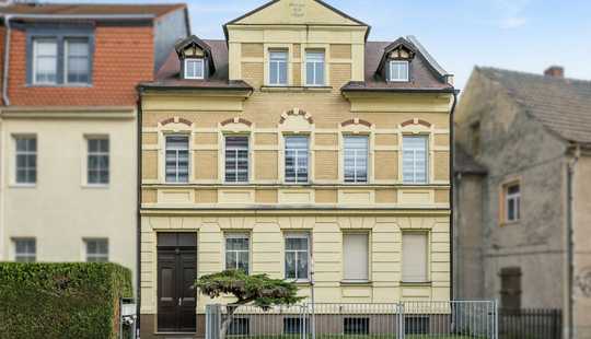 Bild von Charmantes Mehrfamilienhaus mit 3 Wohneinheiten in zentraler Wohnlage von Borna