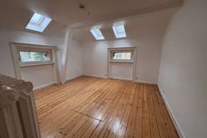 Dachetage in Stilaltbauvilla am Kurpark! 4 ZKB - 117 m² mit Dielen + EBK  € 1.600,- + NK – Die vollständige Adresse der Immobilie erhältst du vom Anbieter., 65193 Nordost, Wiesbaden – Vorschaubild 5