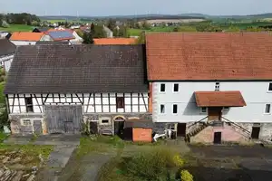 HISTORISCHES HOFANWESEN ZUM VERWIRKLICHEN! 
KEINE KÄUFEPROVISION! – Vogelsbergkreis – Vorschaubild 2