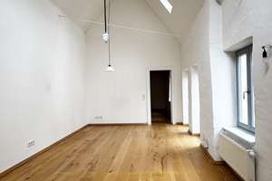 Einzigartiges Seitenflügelhaus in der Lübecker Innenstadt – Die vollständige Adresse der Immobilie erhältst du vom Anbieter., 23552 Innenstadt, Lübeck – Vorschaubild 12