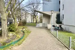 2-Zi-Wohnung, große Küche u. Loggia im Grünen – Potsdamer Weg 7, 68309 Mannheim – Vorschaubild 2