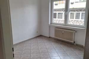 Attraktive 3,5 Zimmer Wohnung, direkt im Zentrum von Gelsenkrichen – Hauptstr. 20, 45879 Altstadt, Gelsenkirchen – Vorschaubild 4
