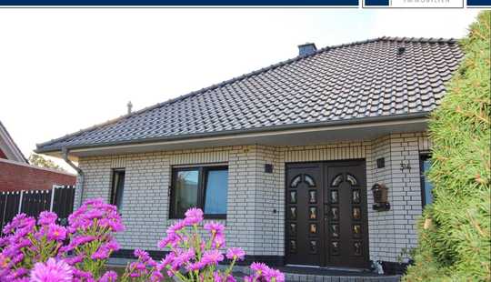 Bild von GROßZÜGIGER BUNGALOW 
- MIT WINTERGARTEN, KAMIN UND GARAGE