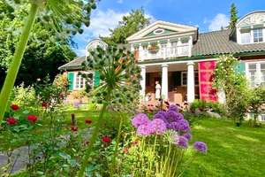 EINZIGARTIGE VILLA AM JENISCHPARK