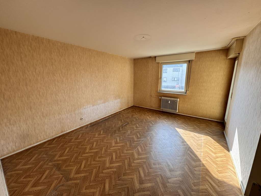 Immobilie in Ingelheim am Rhein - Raum für Ideen: 4-Zimmer-Wohnung mit großem Potenzial | Bieterverfahren - Bild 2