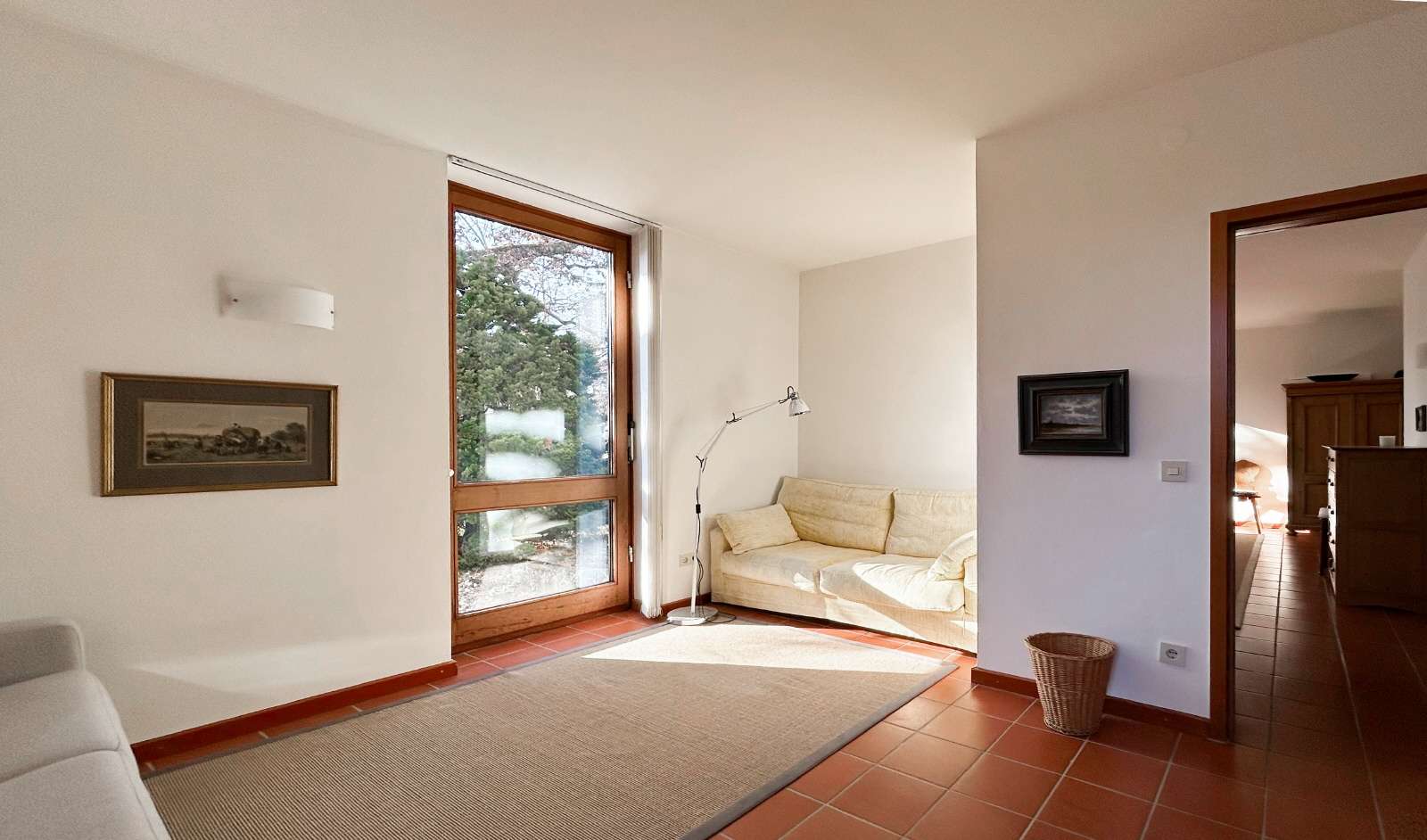 Immobilie in Bernried am Starnberger See - BERNRIED: ARCHITEKTENHAUS MIT ZWEI WOHNEINHEITEN UND IDYLLISCHEM GARTEN - Bild 3