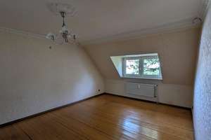 Rustikales Loft-Potenzial unterm Dach: 109 m² für Individualisten mit Kamin & Mansarde – Fontanestraße 12, 47139 Beeck, Duisburg – Vorschaubild 10