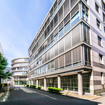 Hoch hinaus: Attraktive Büroflächen im Quartier 231 in Oberhausen | Stellplätze