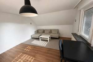 Dachgeschosswohnung für Kapitalanleger - gut vermietet in Top-Lage von RT-Sondelfingen