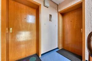 +++ modernisiert - 1.OG mit Süd-Balkon - inklusive Einbauküche - auf Erbbaurecht +++ – Haldenrainstraße 160, 70437 Rot, Stuttgart – Vorschaubild 19