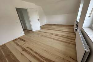 Renovierte Doppelhaushälfte mit Garten und Garage in München Laim – Die vollständige Adresse der Immobilie erhältst du vom Anbieter., 80689 St. Ulrich, München – Vorschaubild 11
