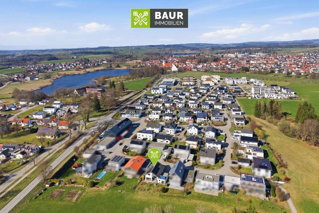 Immobilie in Kißlegg - 360° | Wohnen mit Komfort in Kißlegg: Modernes EFH mit Doppelgarage und Personenaufzug! - Bild 2