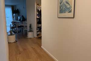 2-Zimmer-Wohnung mit voll ausgestatteter Küche inkl. großem Kühlschrank, Balkon und Keller.  – Die vollständige Adresse der Immobilie erhältst du vom Anbieter., 22297 Winterhude, Hamburg – Vorschaubild 4
