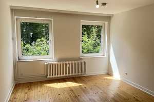 2,5 Zimmerwohnung im 1.OG – Lüderitzstraße 1a, 24149 Kiel – Vorschaubild 1