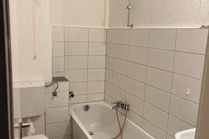 Schöne 3 Zimmerwohnung mit Balkon 1 OG – Köslinstraße 42, 38124 Heidberg-Melverode, Braunschweig – Vorschaubild 2