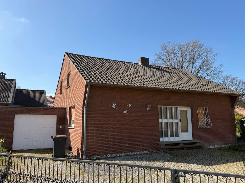 Immobilie in Geldern - Veert: Einfamilienhaus mit Entwicklungspotenzial - Bild 0