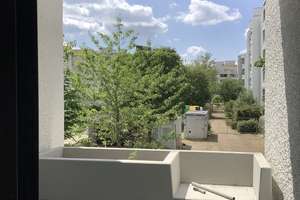 Ganz oben: : schöne  renovierte 3 Zimmer Whg. mit Essdiele und Südterrasse – Karl-Witthalm-Str. 25, 81375 Neuhadern, München – Vorschaubild 6