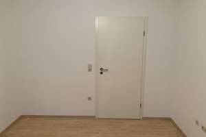 PREIS REDUZIERUNG - Exklusives Mehrfamilienhaus mit 3 Wohneinheiten - Top gepflegt in ruhiger Lage – Die vollständige Adresse der Immobilie erhältst du vom Anbieter., 97618 Strahlungen – Vorschaubild 18