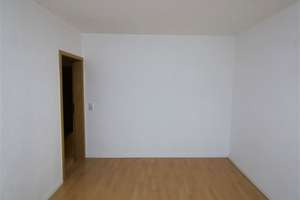 *** Günstige 3-Zimmer mit Abstellraum, Wannenbad, in beliebter Wohnlage!!! *** – Krügerstraße 1, 9131 Ebersdorf, Chemnitz – Vorschaubild 6