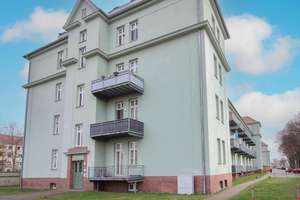 Denkmalgeschützte Kapitalanlage:          
1-Zimmer-Wohnung mit Balkon & Stellplatz