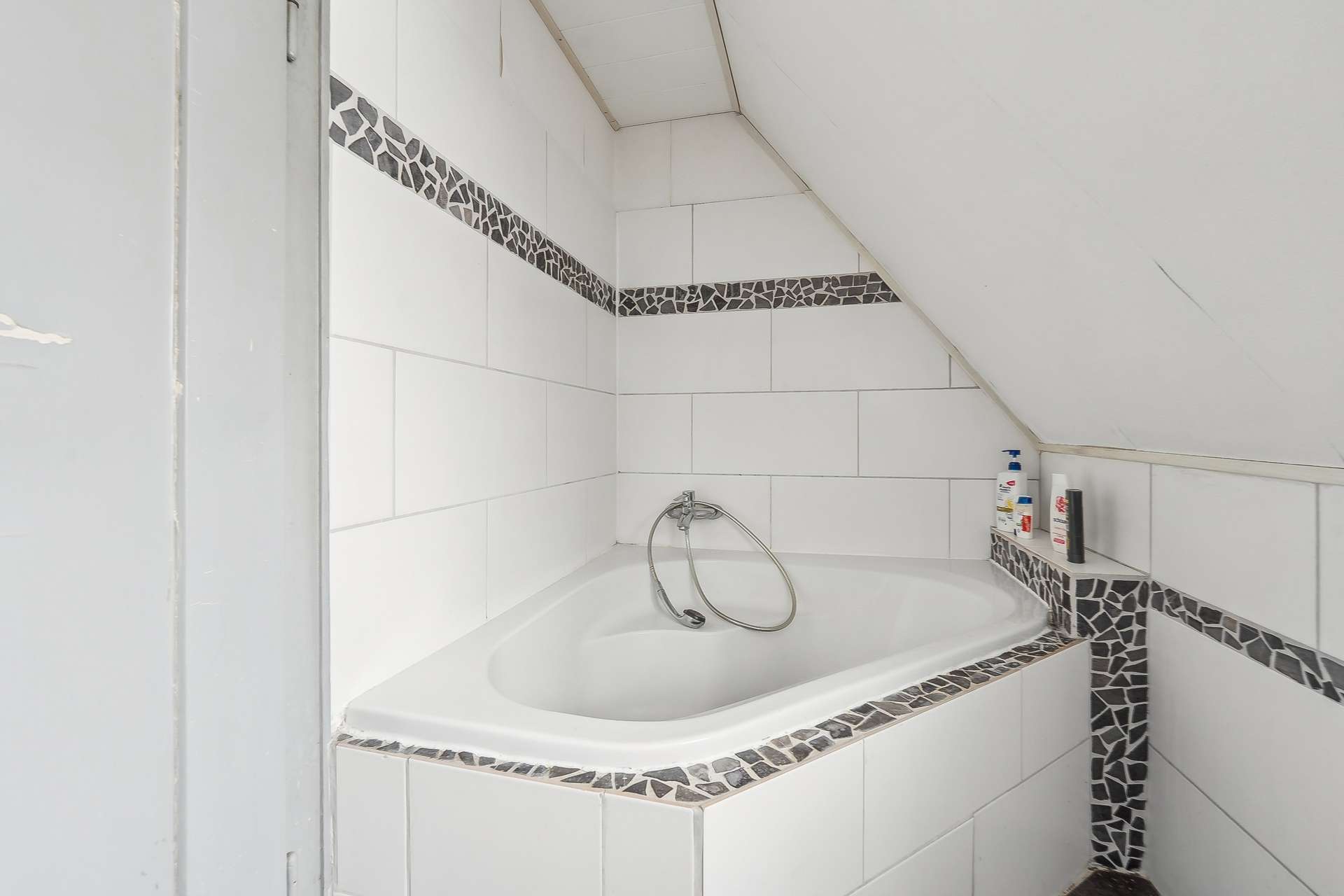 Immobilie in Marktheidenfeld - Platz für Ihre Familie und Ihre Ideen - Einfamilienhaus, zentral aber doch ruhig. - Bild 15