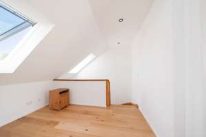 Hochwertig saniertes Reihenmittelhaus in Alterlangen – Die vollständige Adresse der Immobilie erhältst du vom Anbieter., 91056 Heiligenloh, Erlangen – Vorschaubild 13