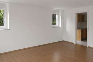 Helle Souterrainwohnung am Park mit eigener Terrasse – 45276 Steele, Essen – Vorschaubild 4