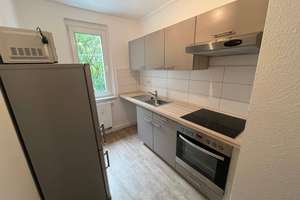 Wohnkomfort in gepflegtem Umfeld | Sanierte 3 RW mit Balkon und inkl. EBK – Eckersbacher Höhe 83, 8066 Eckersbacher Höhe (E1-E4), Zwickau – Vorschaubild 9