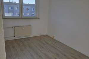 Helle und moderne 3-Zimmer-Wohnung in Magdeburg mit Balkon – 39114 Herrenkrug, Magdeburg – Vorschaubild 9